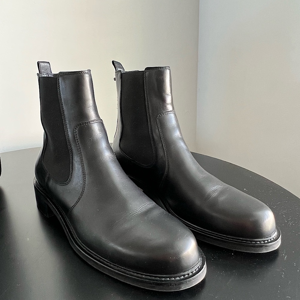 Aquatalia Chelsea Boot